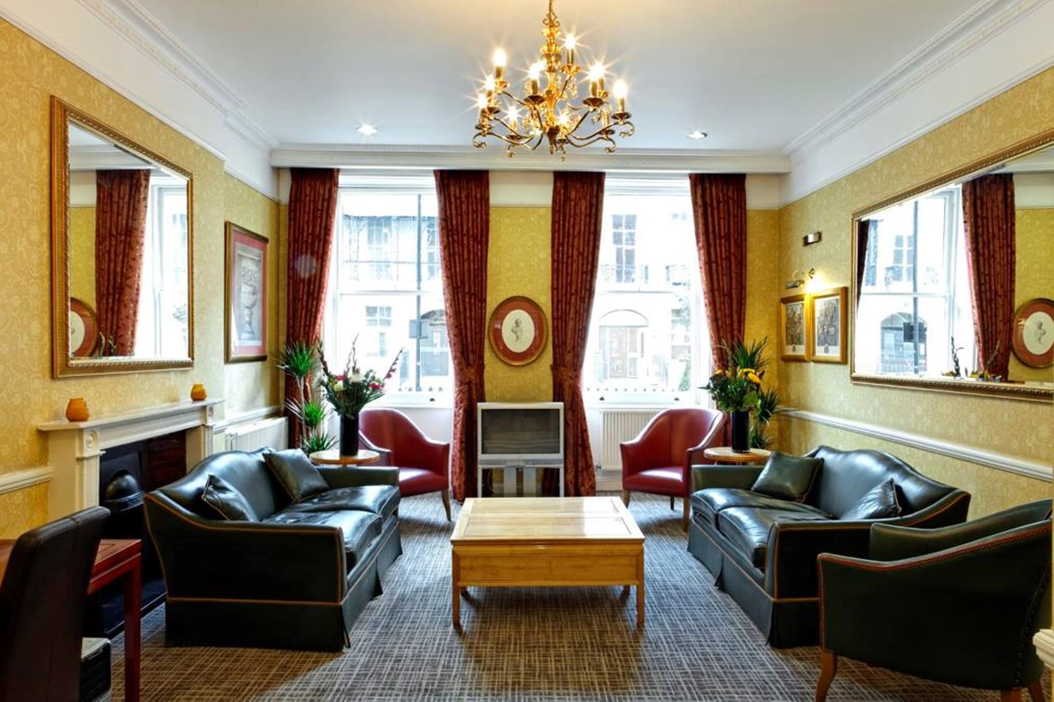 Grange Portland Pensión 4*